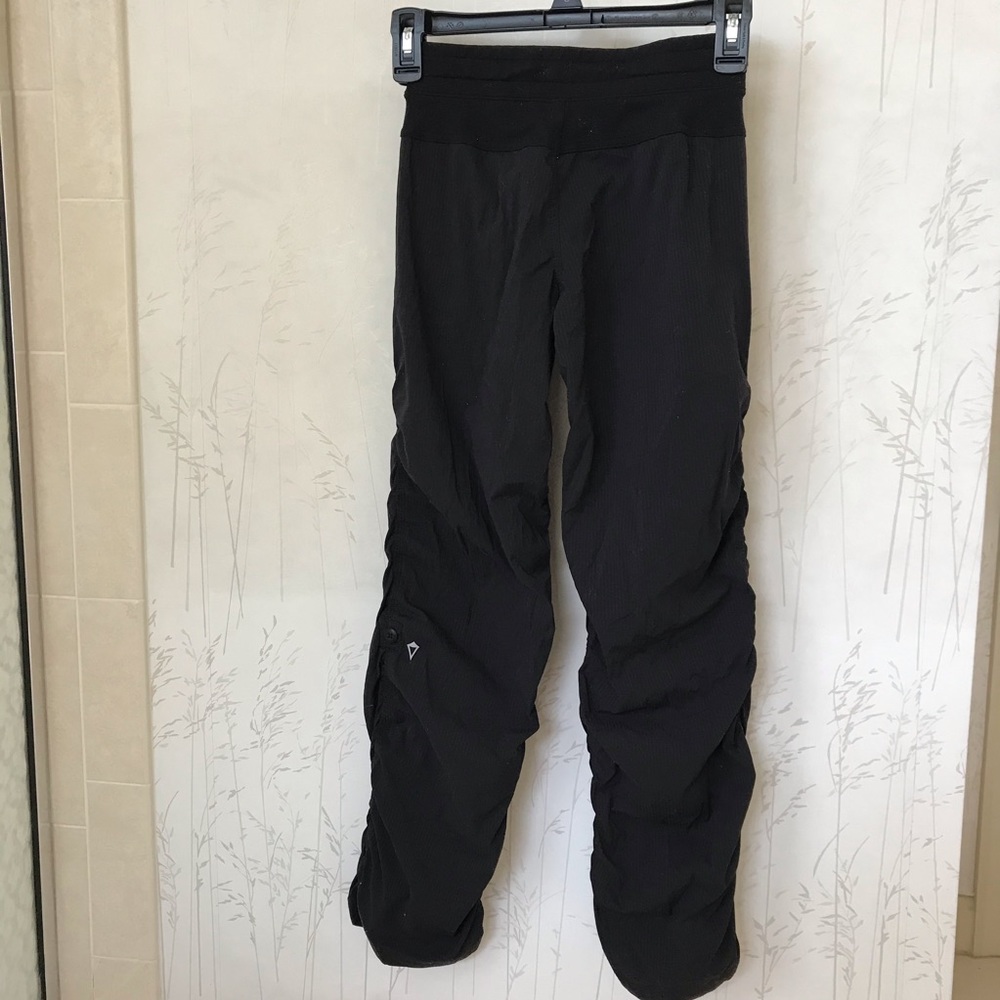 Ivivva pants